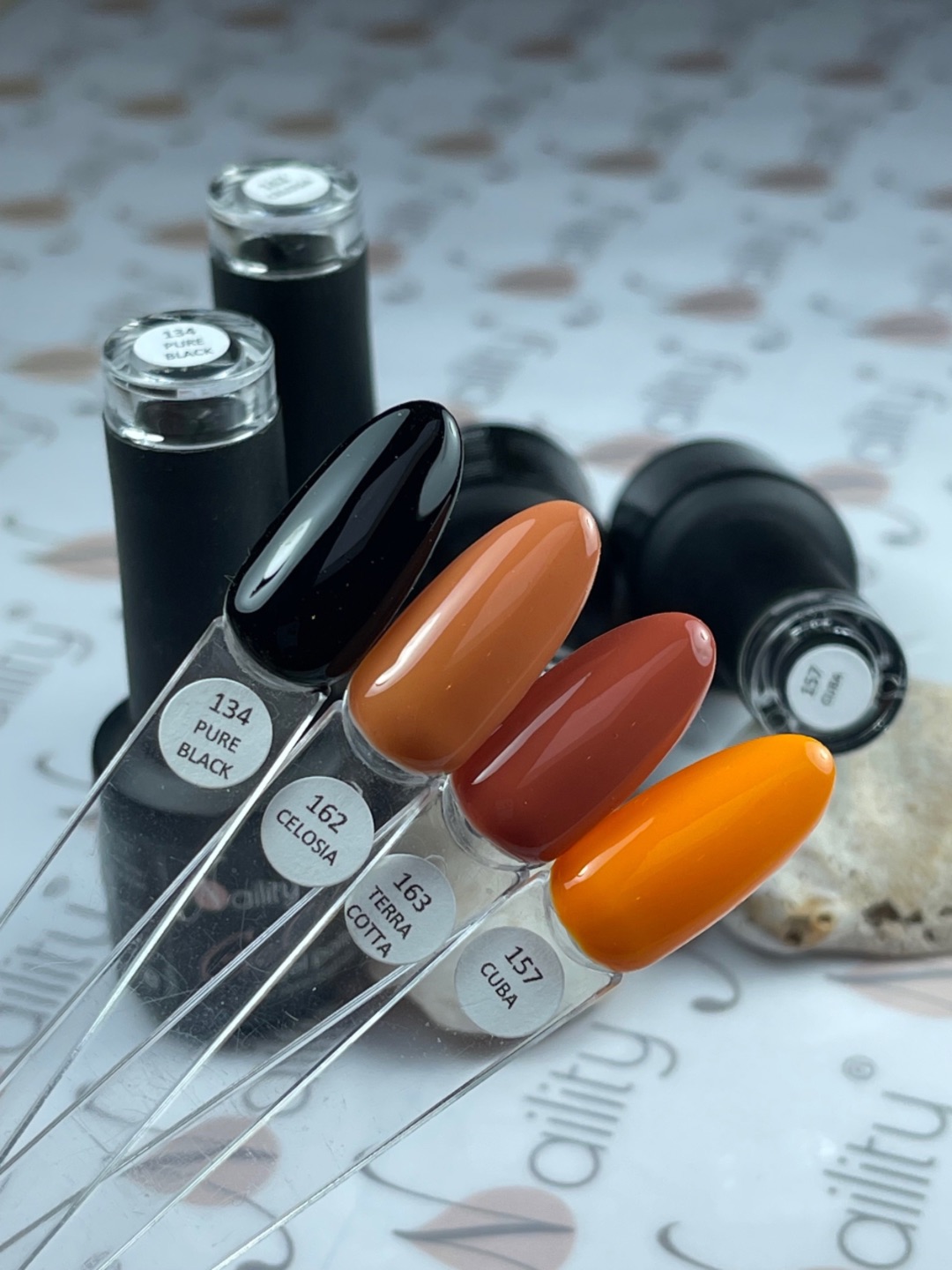 Vernis semi-permanent 134 Pure Black 7ml